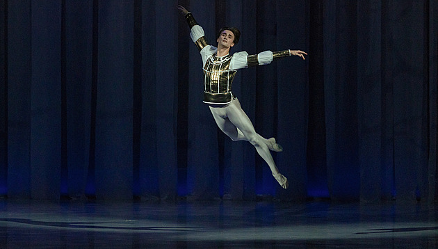 Z Hané do slavné Pařížské opery. Sólista baletu se přesouvá na světovou scénu