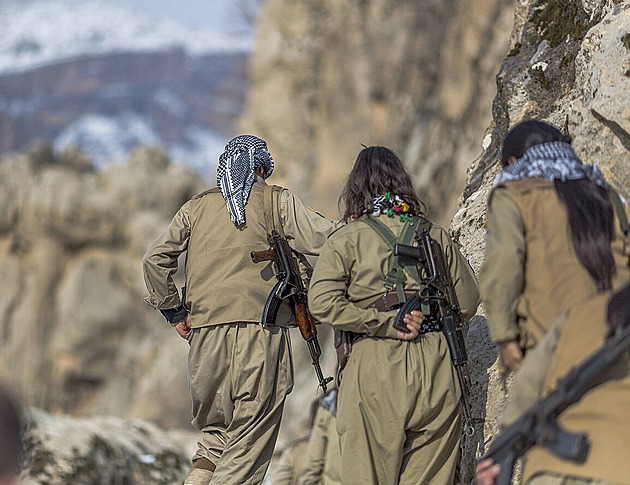 ANALÝZA: Kurdové jako US Army v Íránu. Je to dostatečně šílené, aby to byla realita?