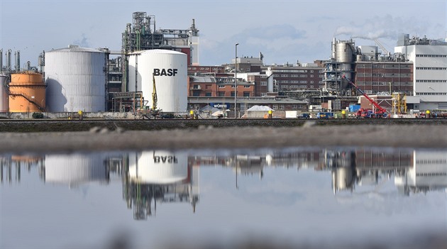Další rána pro německý chemický průmysl. Hrozí rozpad dodavatelského řetězce