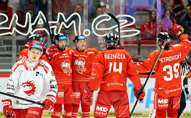 Gól! Tak ne... Šéf sudích reaguje, předkolo se hemží spornými situacemi v brankovišti