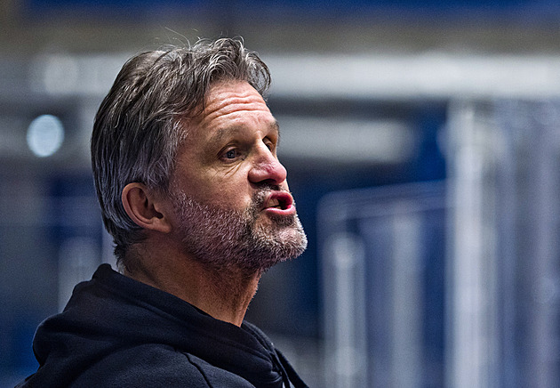 Byl to můj poslední zápas, kývl Petrovický po vypadnutí. Na vážkách je i legenda