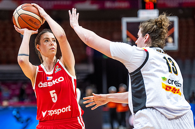 Češky po 12 letech míří na MS! Po debaklu s Belgií je zachránila porážka Brazílie