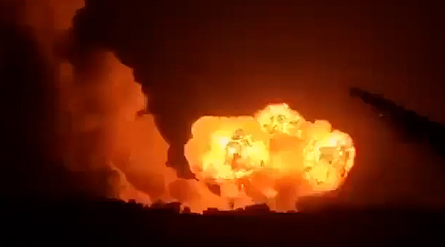 VIDEO: USA udeřily na sklady munice v Isfahánu, městem otřásla masivní exploze