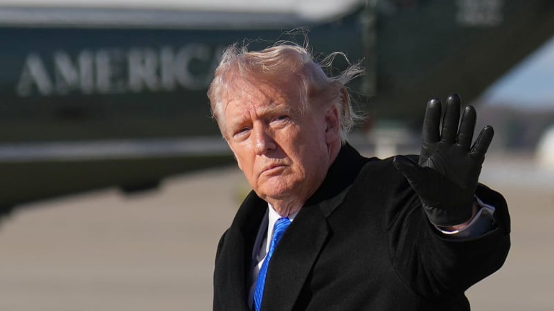 Trump: Silně zvažuji vystoupení z NATO. Aliance je „papírový tygr“, Putin to ví taky