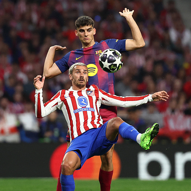 ONLINE: Červená karta pro Barcelonu!  Dembélé posílá PSG do vedení