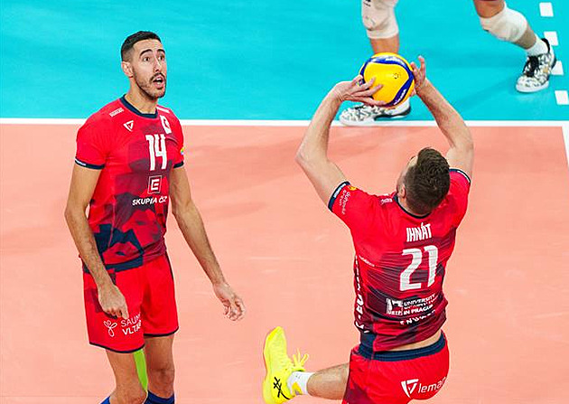 Lvi hladce porazili českobudějovické volejbalisty a jsou jednu výhru od finále