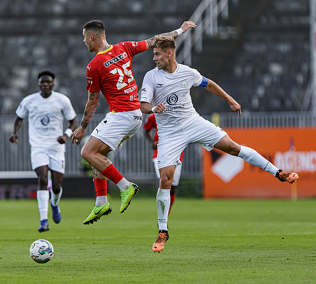 Opavský Štěpánek může hrát. Úplatek nejspíš nepřijal, tvrdí etická komise