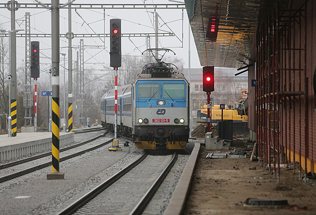 Vlak ve Svitavách srazil člověka, provoz byl obnoven