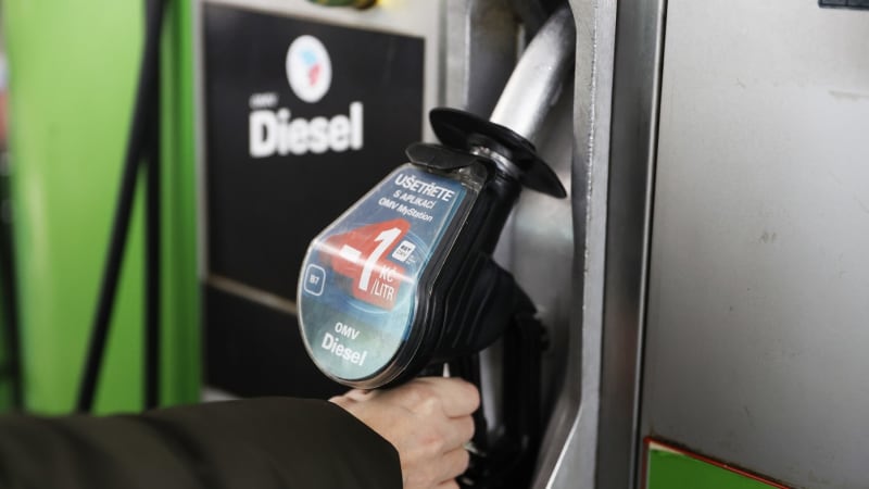 Cena benzinu poletí nahoru. Květen bude kritický, varují analytici