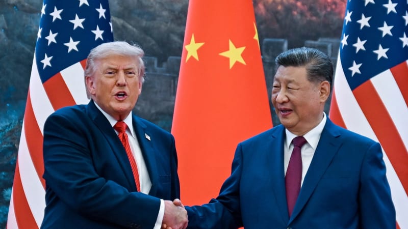 Trump v Číně: Naše vztahy budou lepší než kdy dříve. Si varoval před střetem kvůli Tchaj-wanu